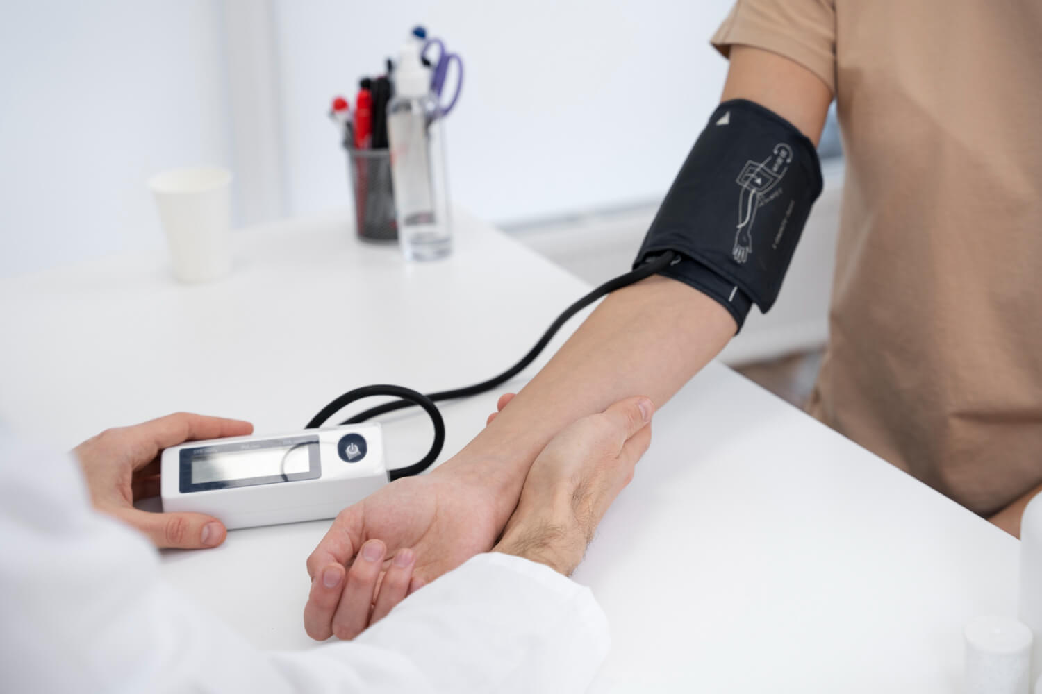 Hipertensão: o que é, causas e prevenção