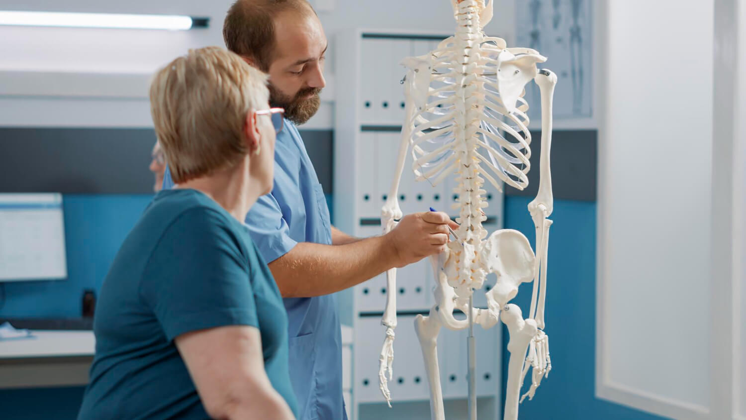 Osteoporose: causas, sintomas e tratamentos